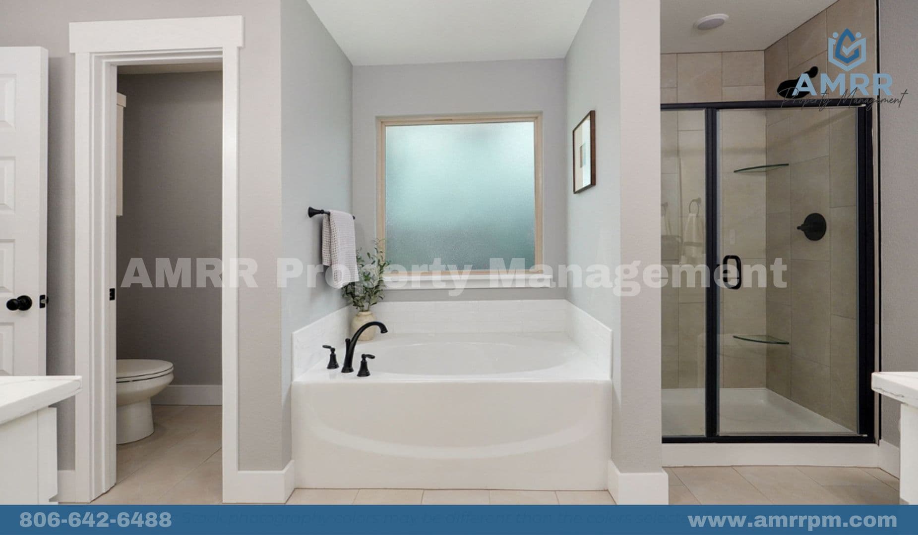 Bentonville House: 8790 Sunspire Lane