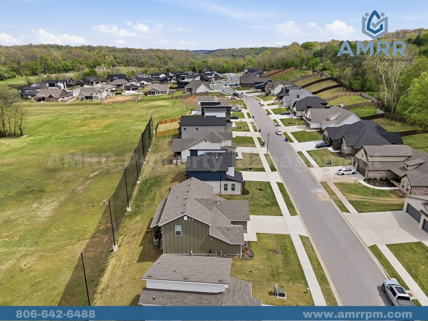 Pea Ridge House: 1124 Bunker Dr