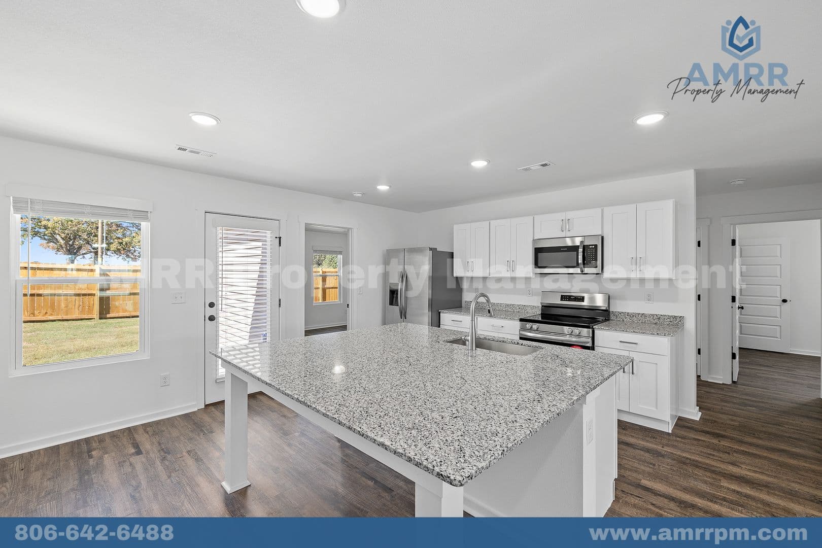 Decatur House: 312 Honeybee Ave