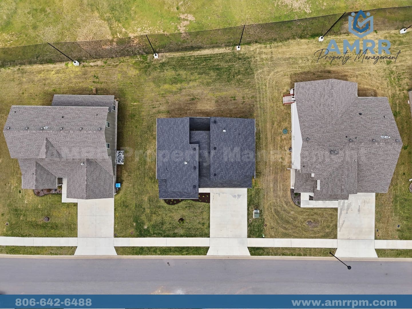 Pea Ridge House: 1124 Bunker Dr