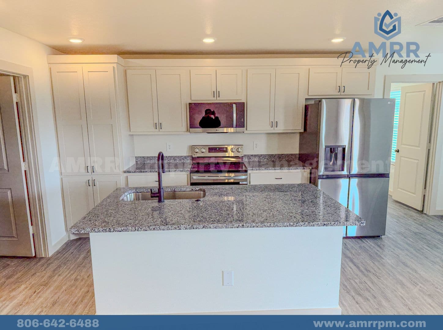 Lubbock House: 304 E 80th St
