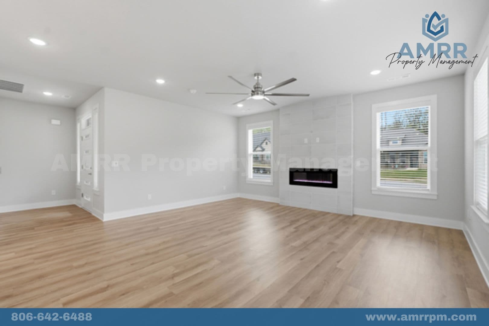 Pea Ridge House: 1124 Bunker Dr