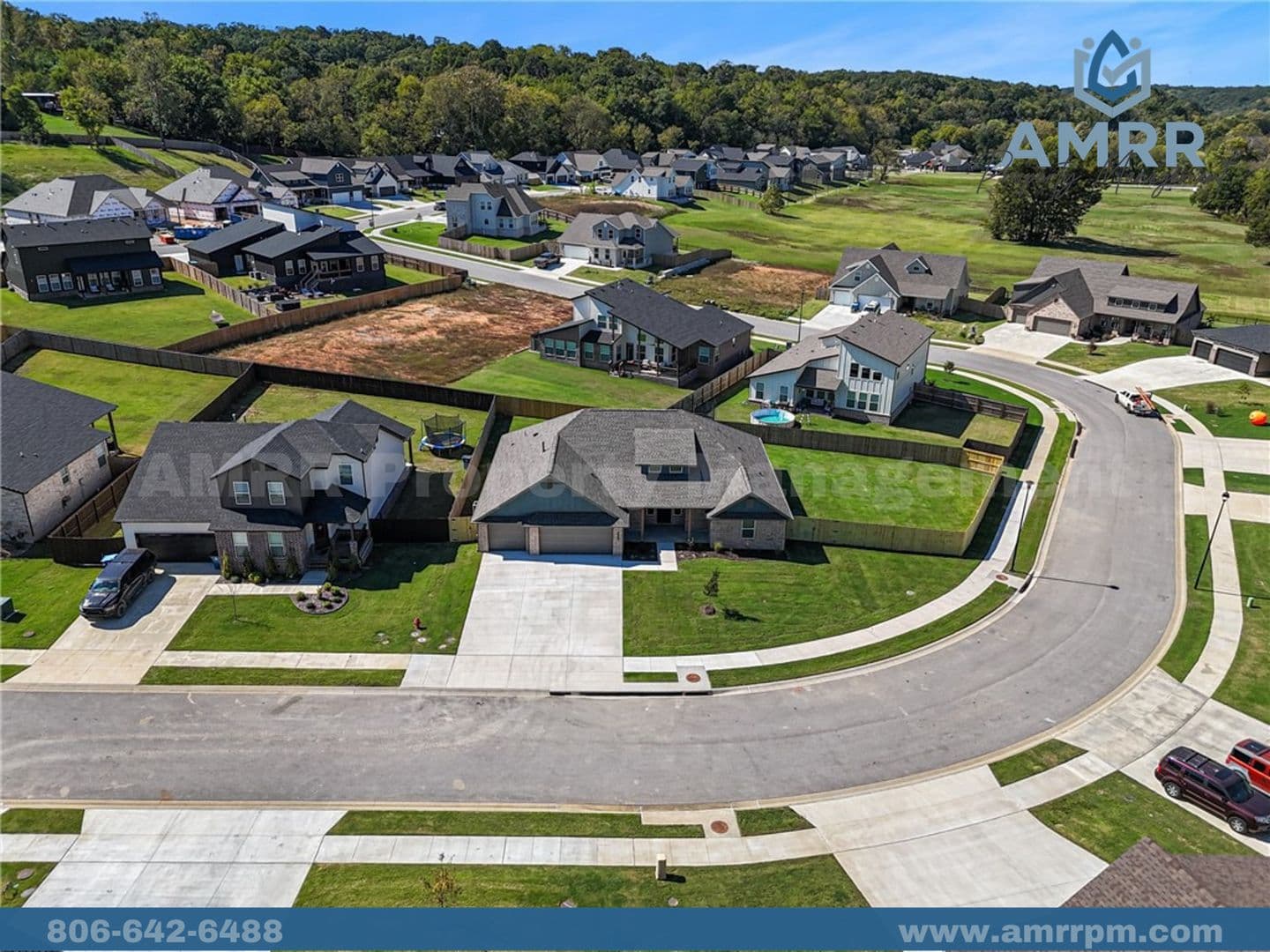 Pea Ridge House: 2612 Fairway Cir