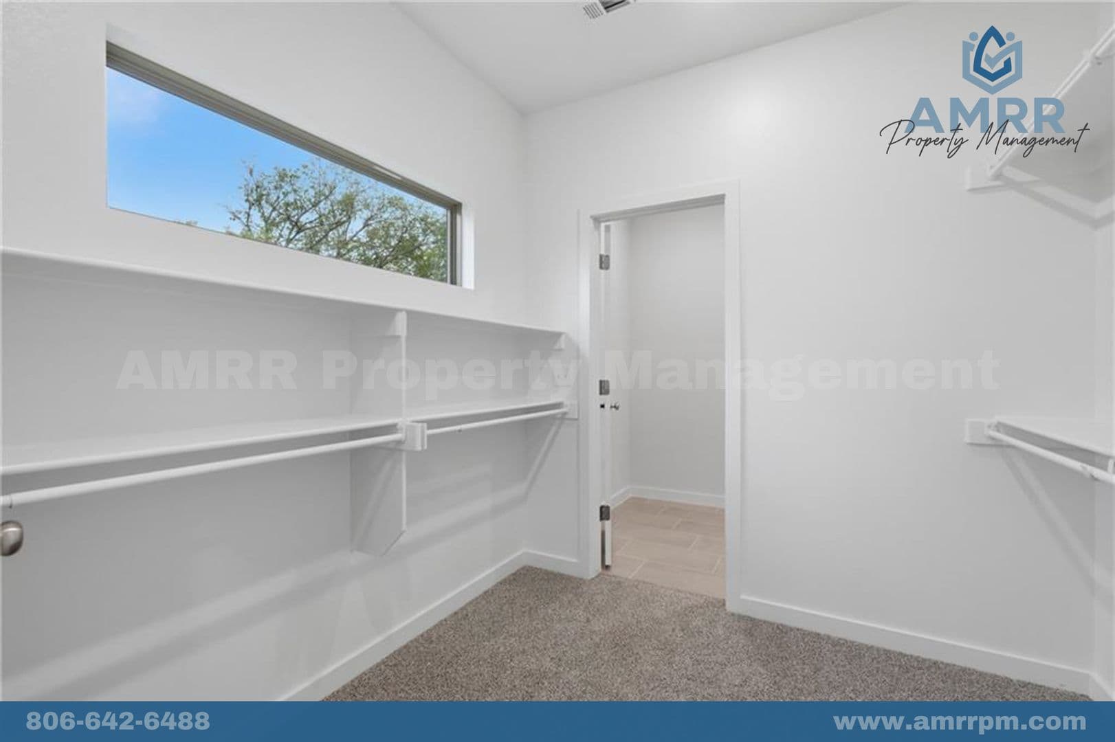 Bella Vista House: 276 Kinross Dr