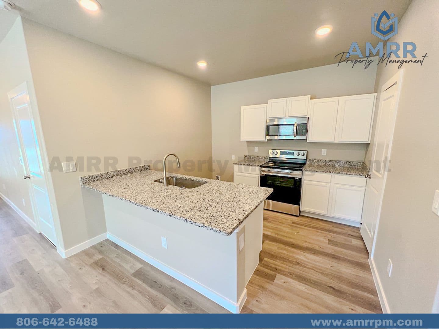 Wolfforth Apartment: 2005 Corpus Avenue