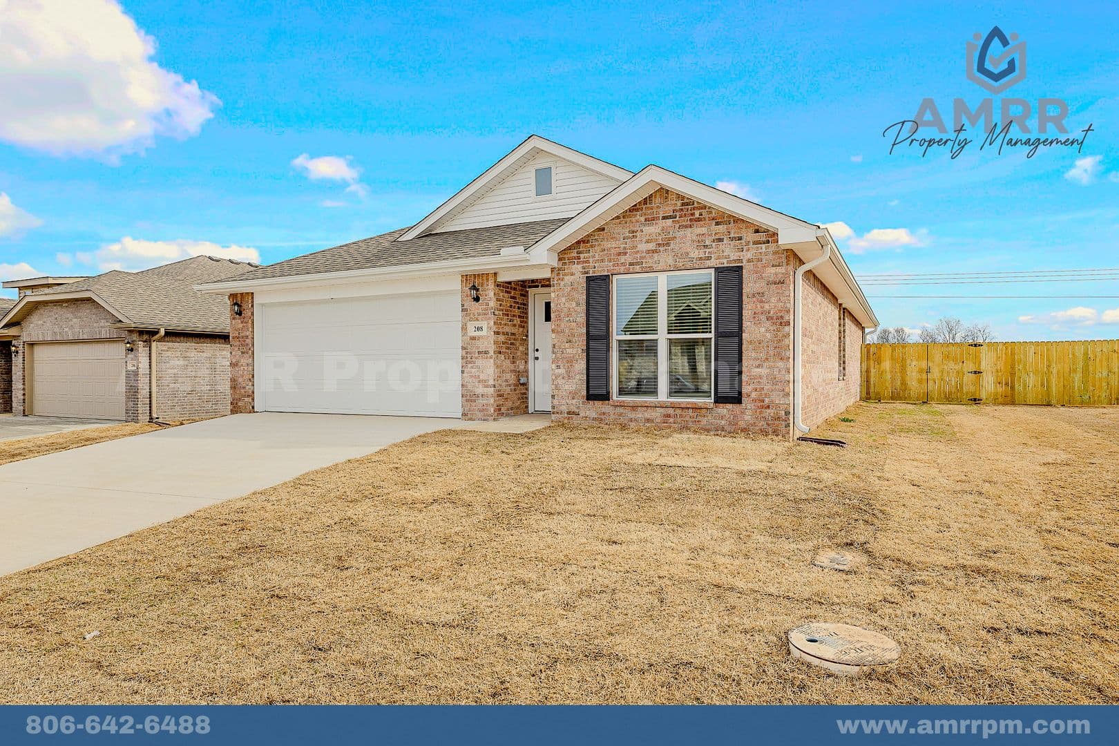 Gentry House: 208 SW Vicki St