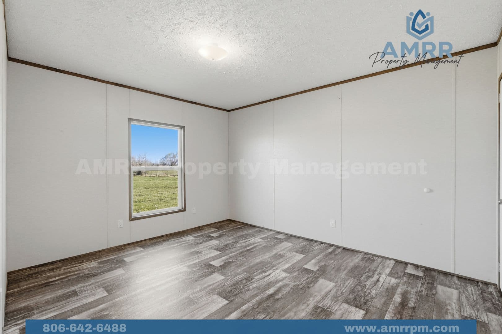 Pea Ridge Apartment: 15321 Guthrie Rd