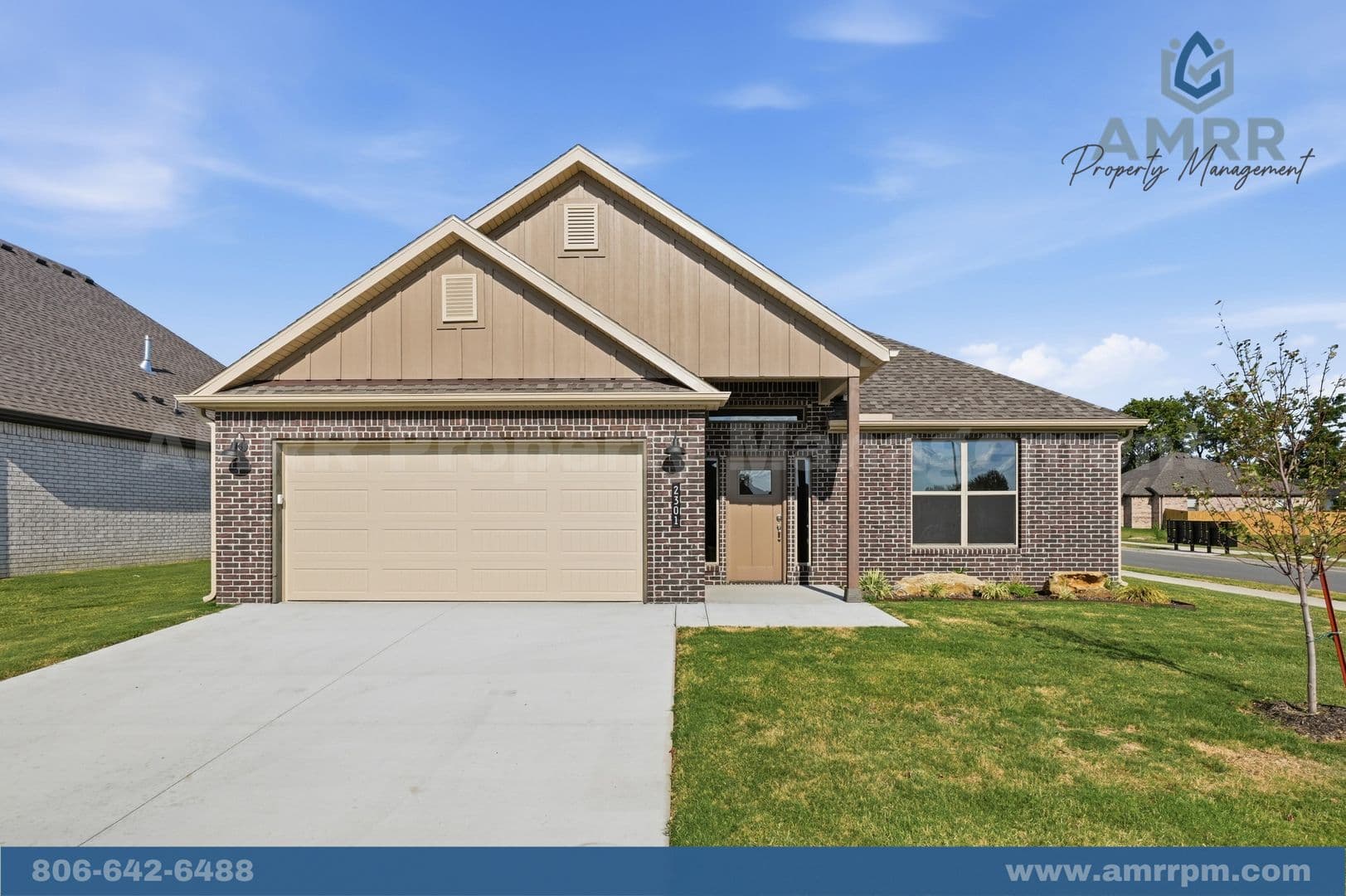 Siloam Springs House: 2301 N Lexington St