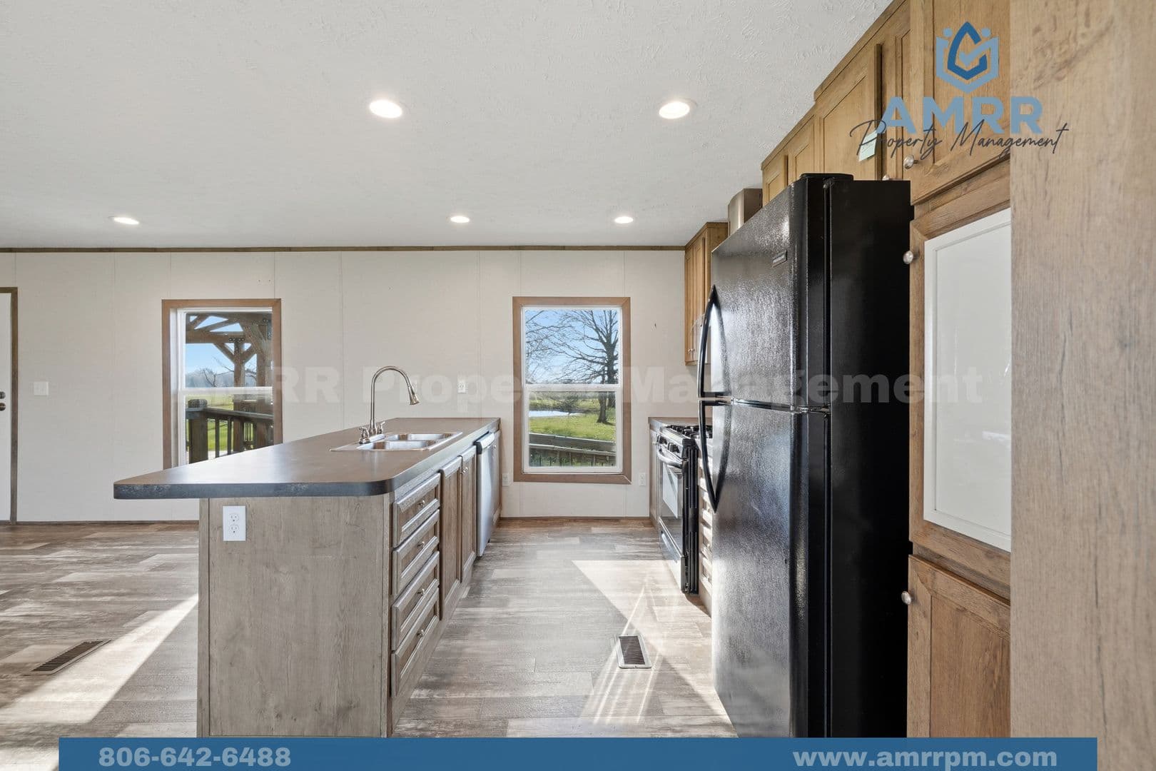 Pea Ridge Apartment: 15321 Guthrie Rd