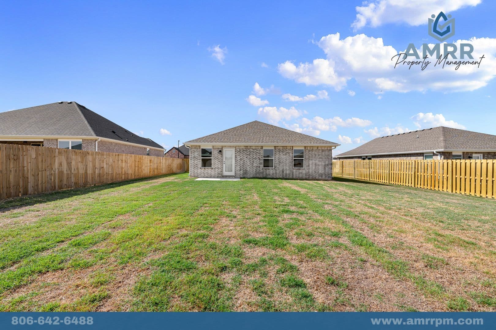 Pea Ridge House: 1806 Farmer St