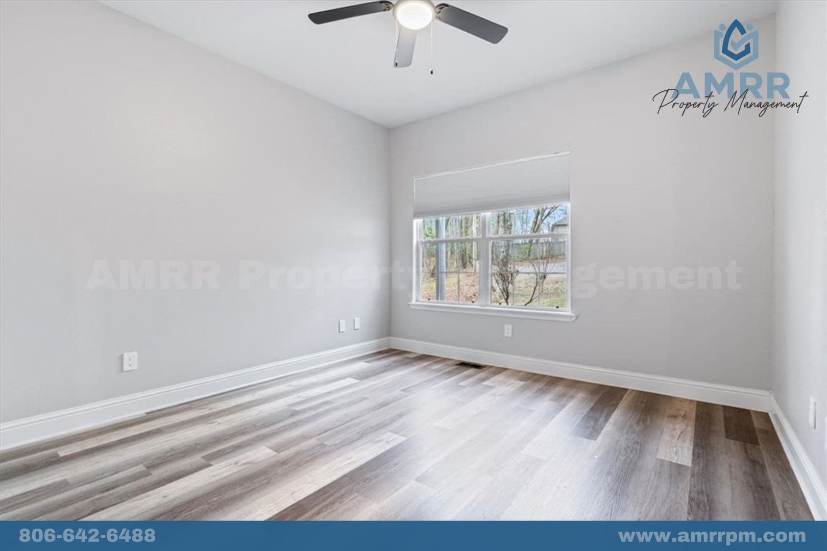 Bella Vista House: 4 Boxford Ln