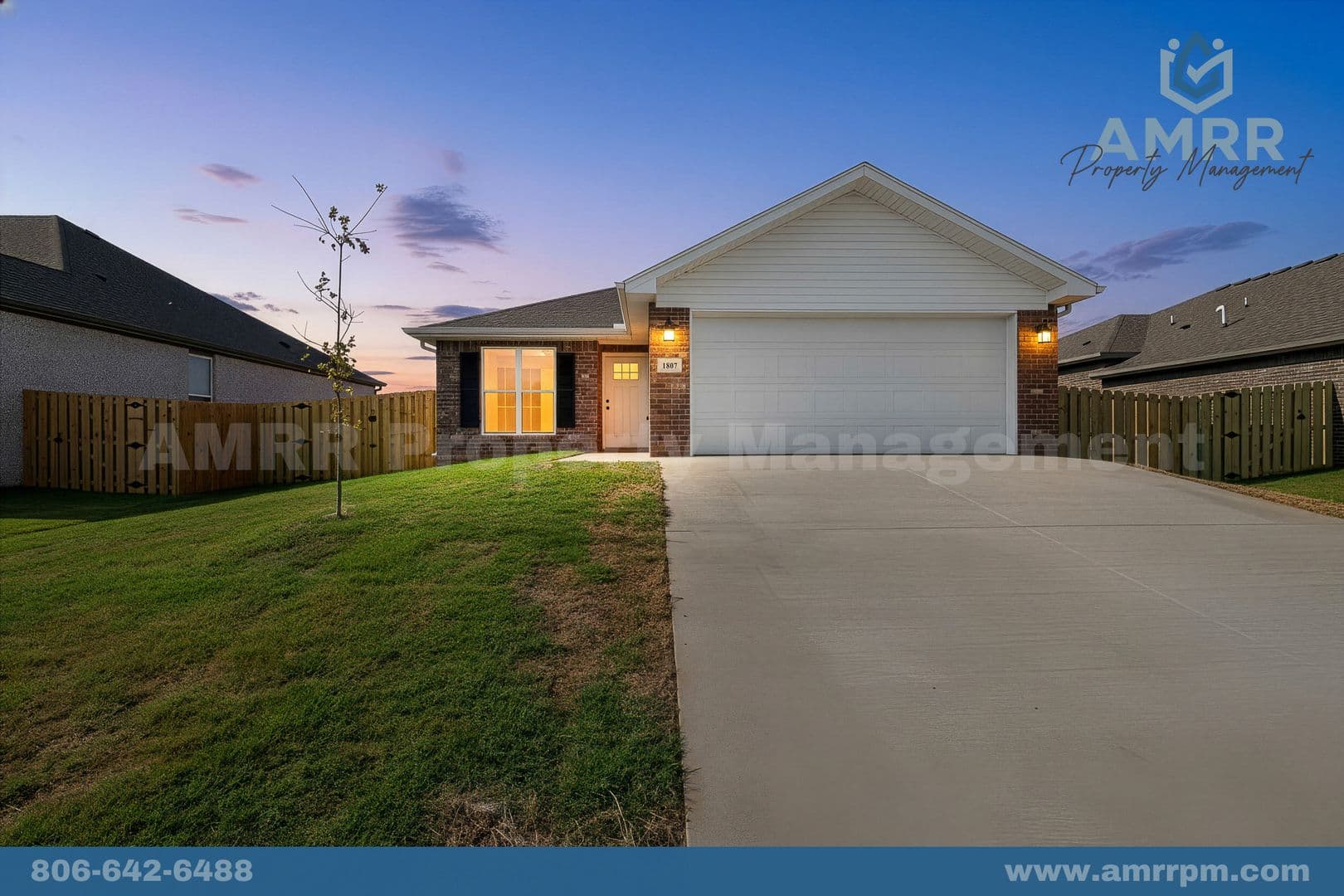 Pea Ridge House: 1807 Ferguson St