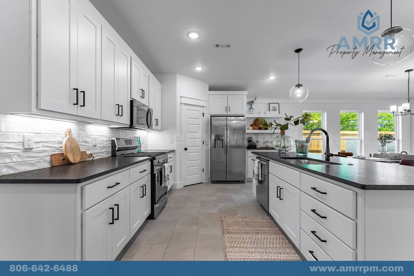 Bentonville House: 8720 Majestic Rd
