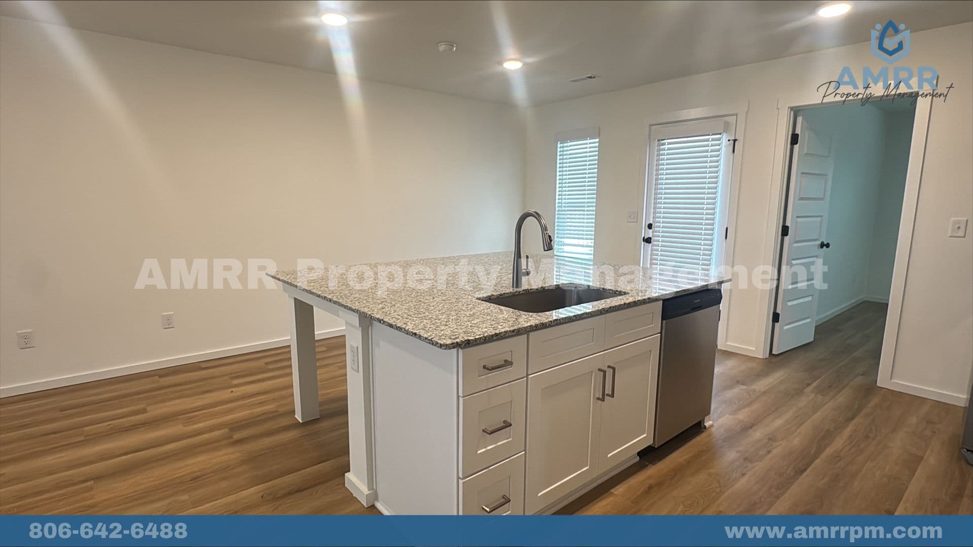 Pea Ridge House: 1812 Silk St