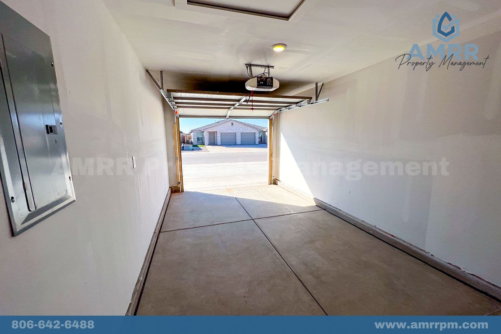 Wolfforth Multiplex: 2009 Corpus Avenue Unit A