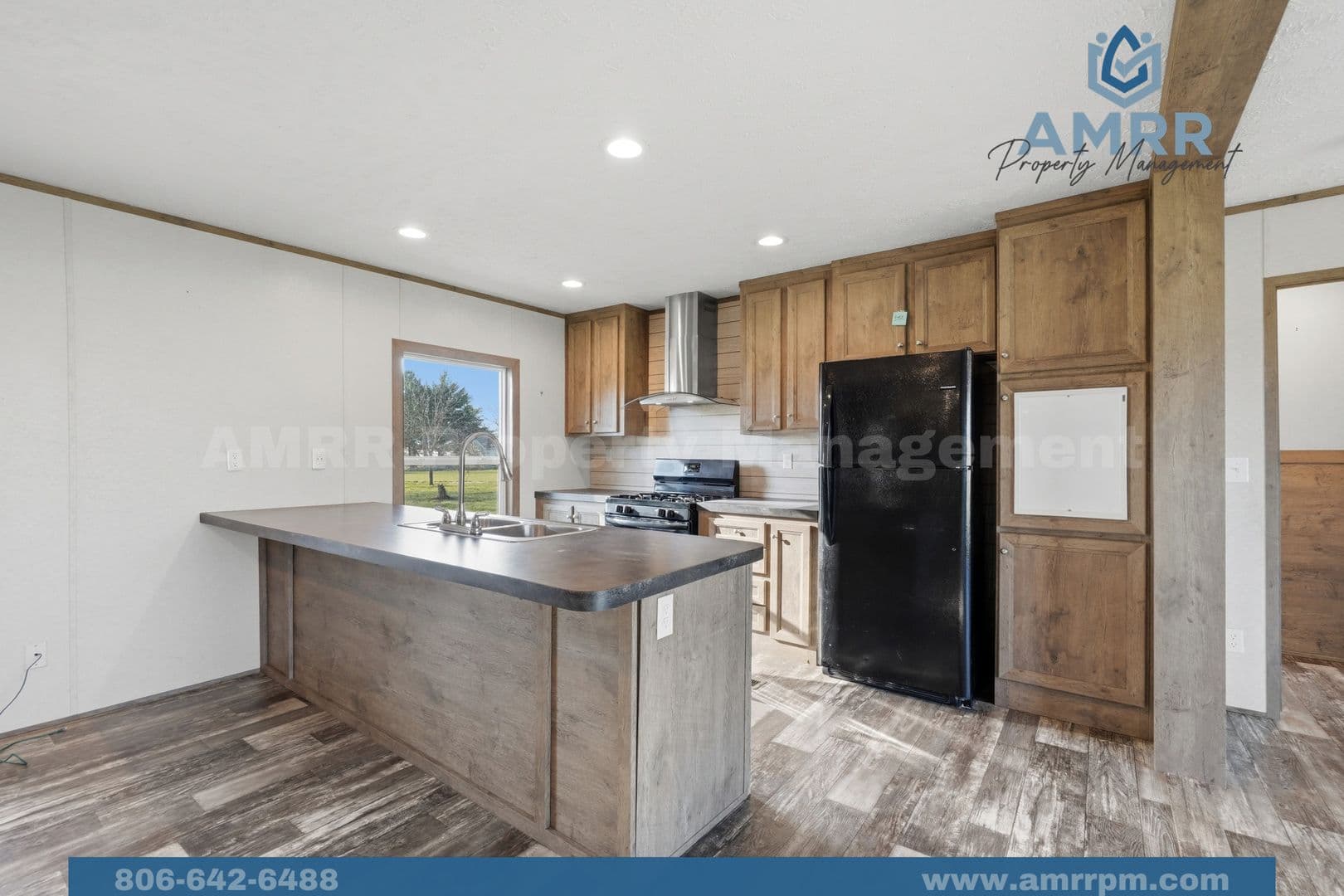 Pea Ridge Apartment: 15321 Guthrie Rd