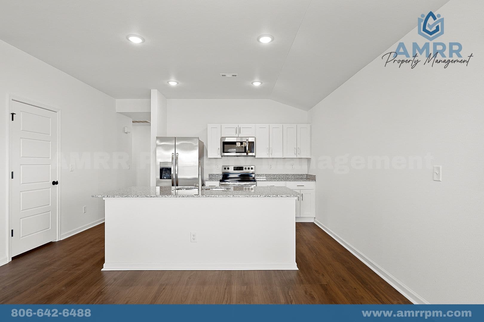 Gentry House: 126 SW Vanessa St
