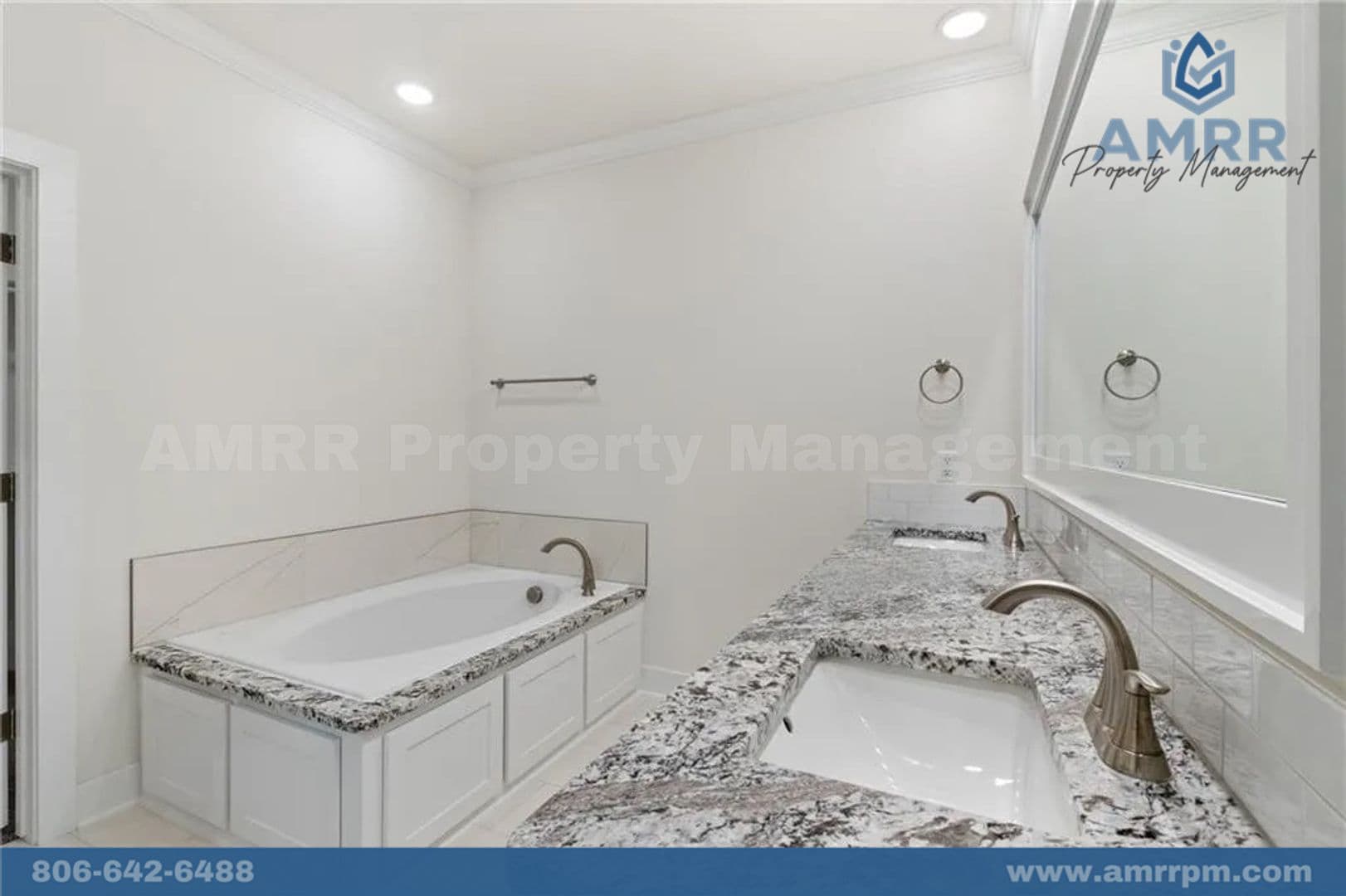 Prairie Grove House: 807 Mueller Way