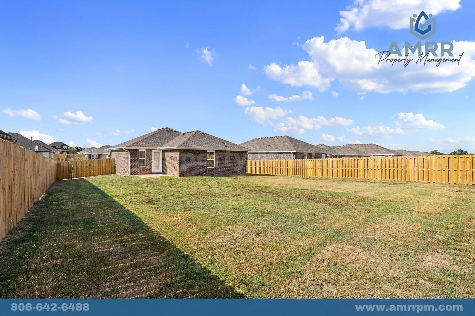Pea Ridge House: 1806 Ferguson St
