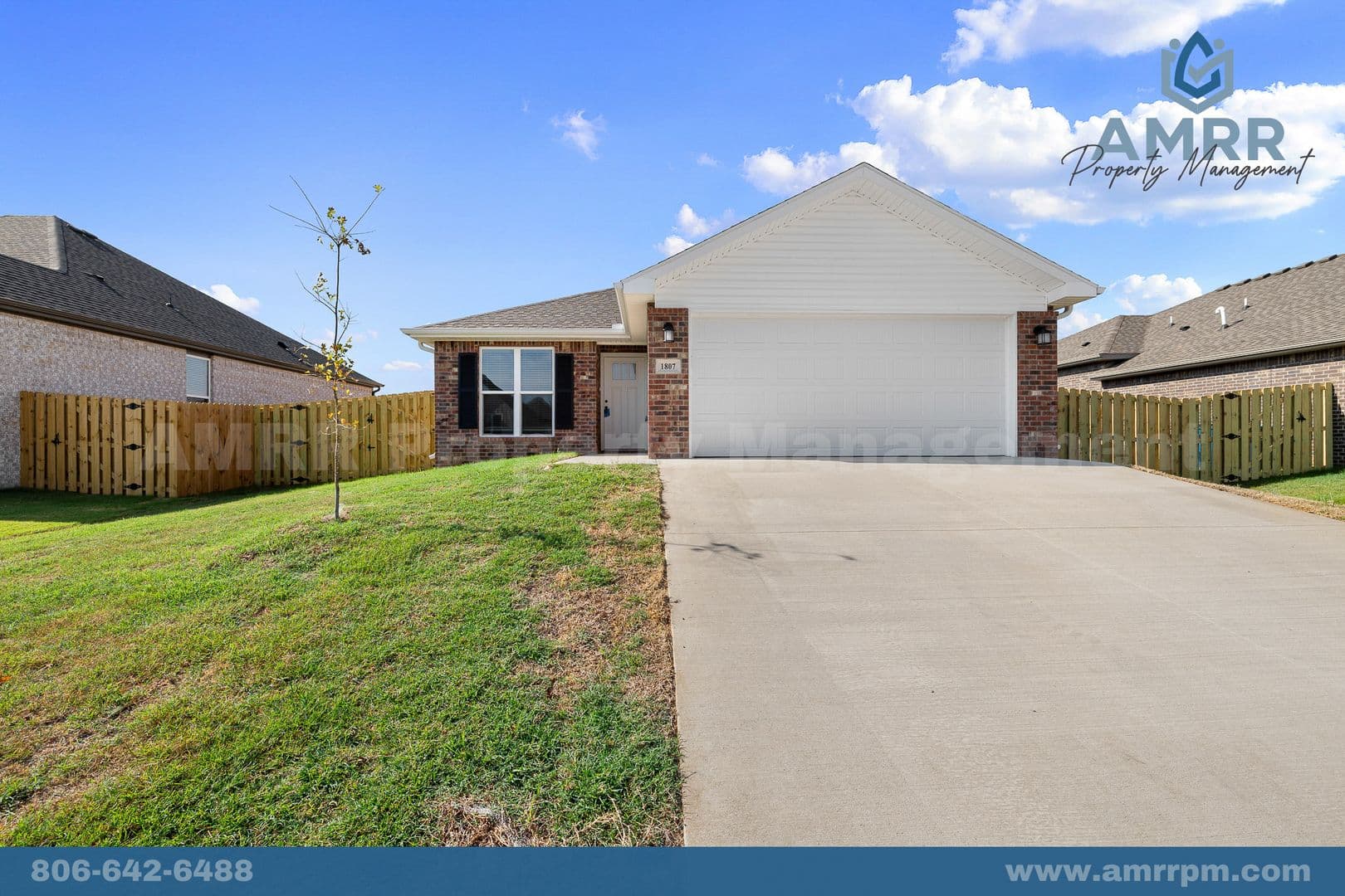 Pea Ridge House: 1807 Ferguson St