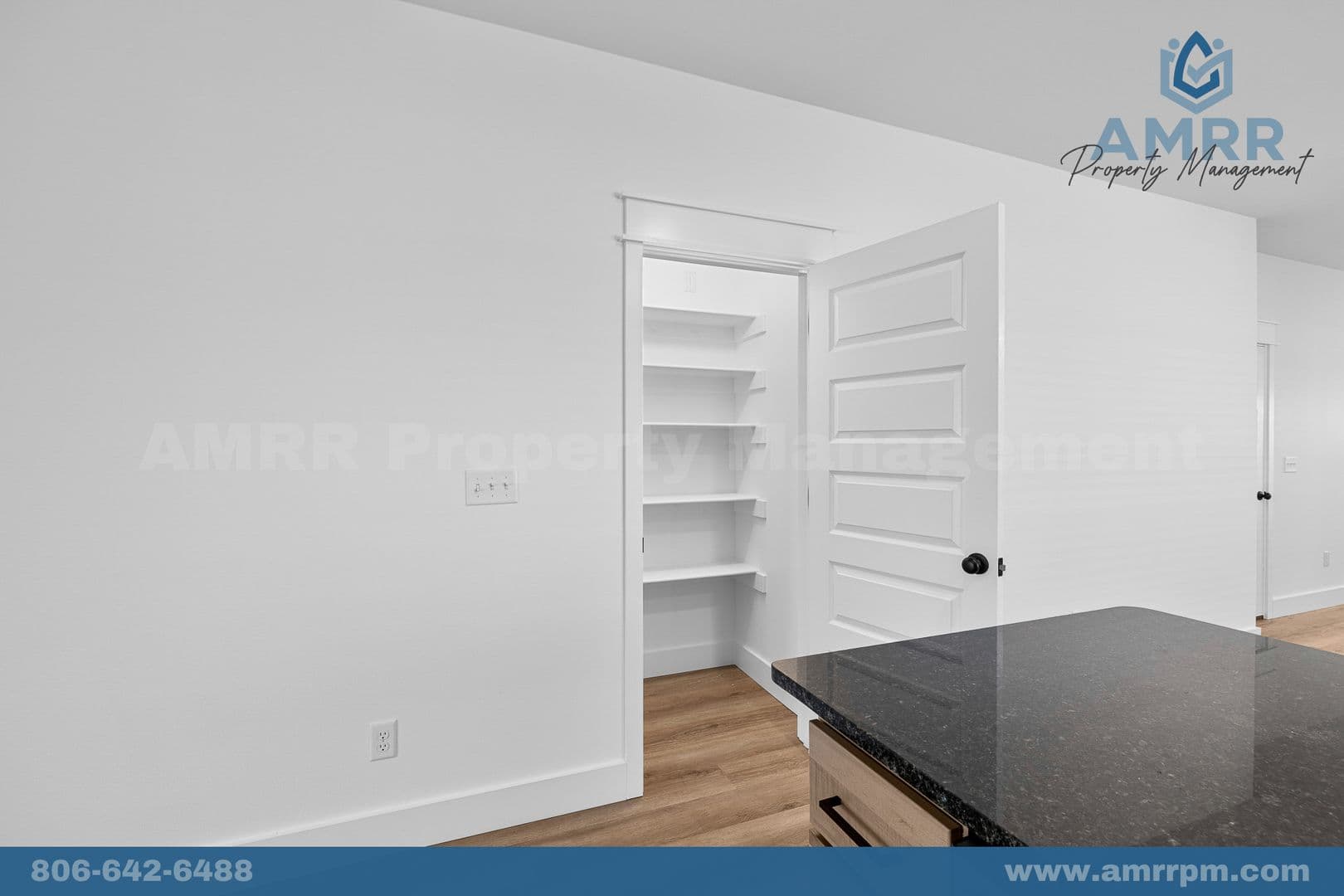 Pea Ridge House: 1807 Ferguson St