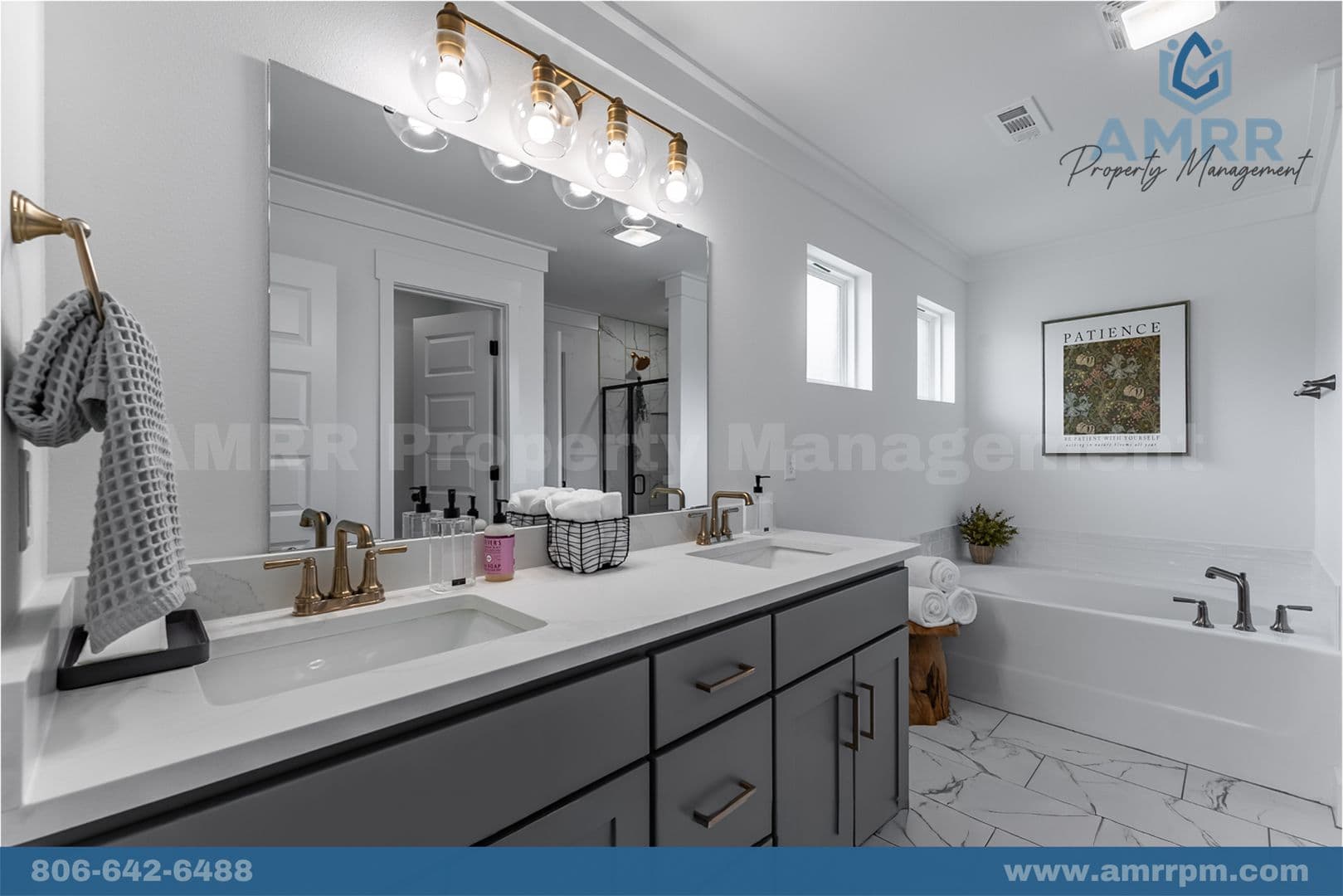 Bentonville House: 8720 Majestic Rd