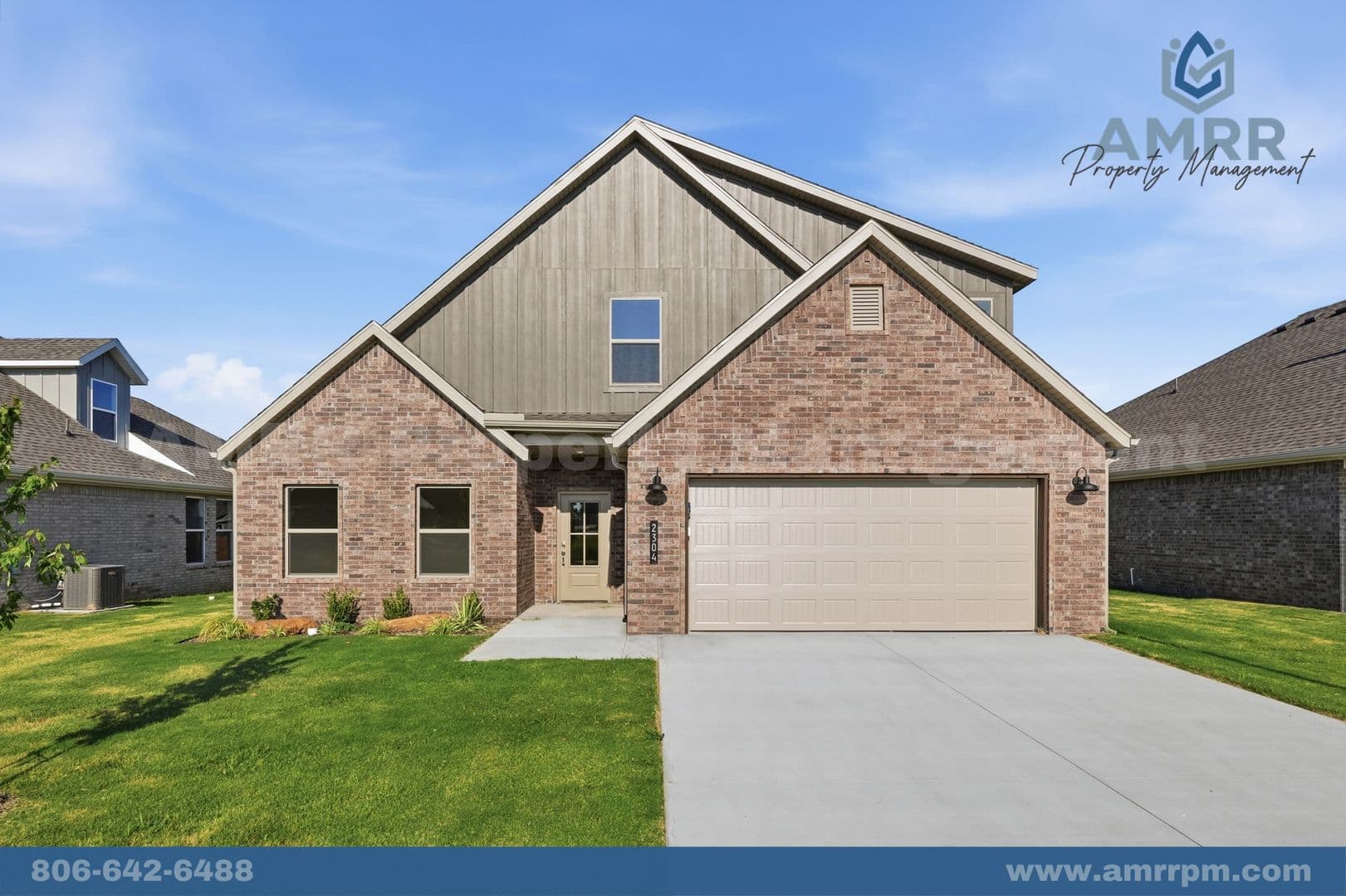 Siloam Springs House: 2304 N Zane St