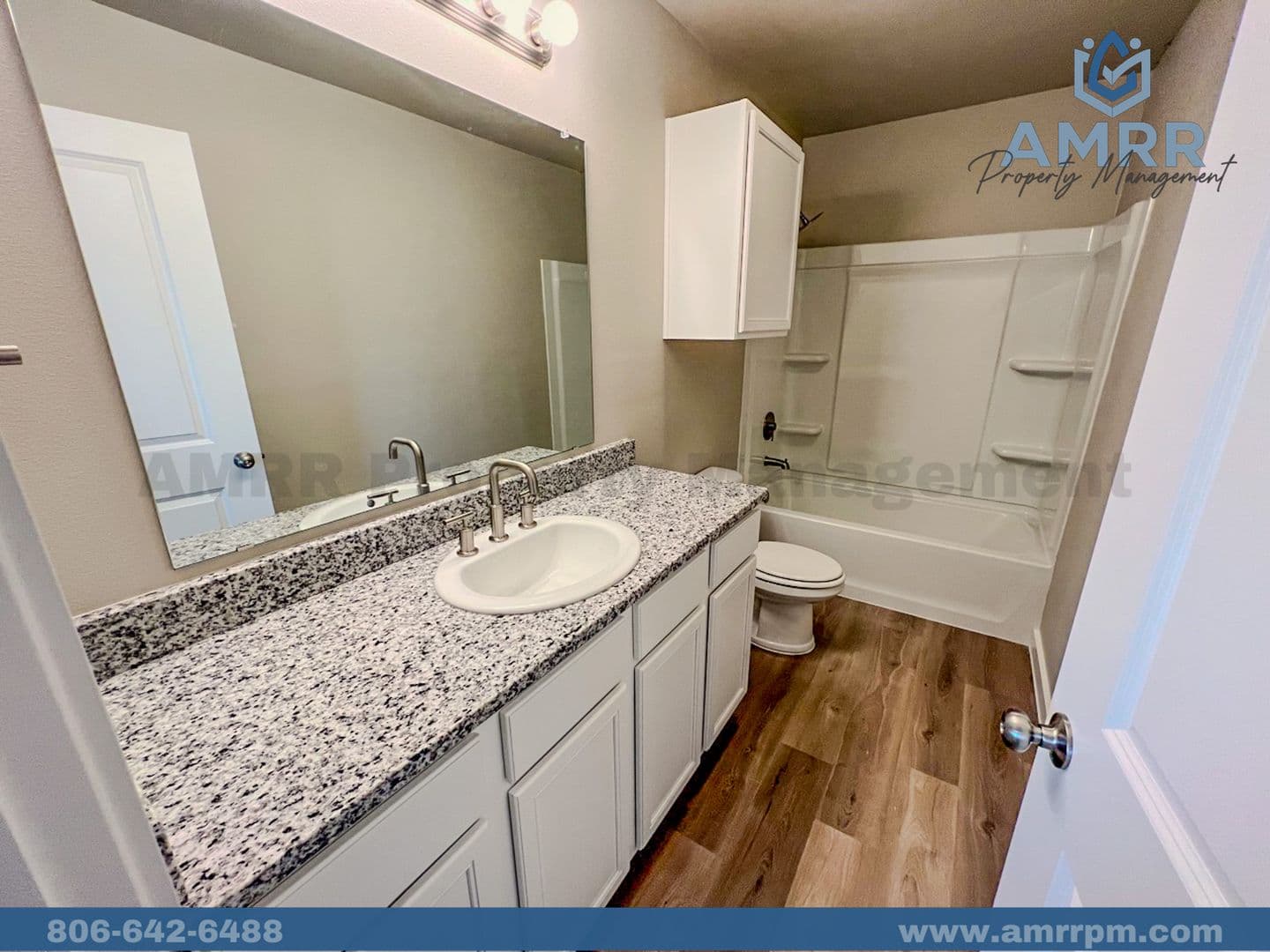 Wolfforth Apartment: 2005 Corpus Avenue