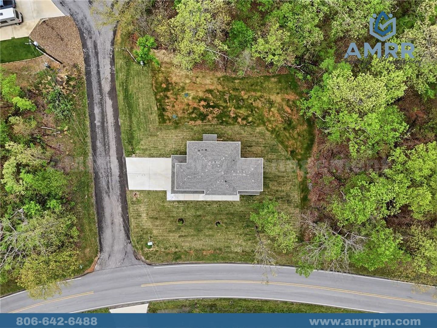 Bella Vista House: 276 Kinross Dr