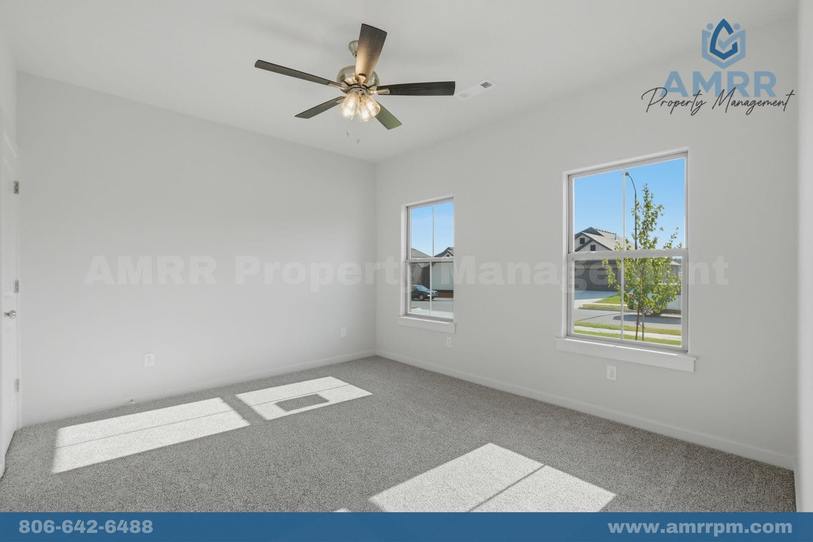 Siloam Springs House: 2307 N Lexington St