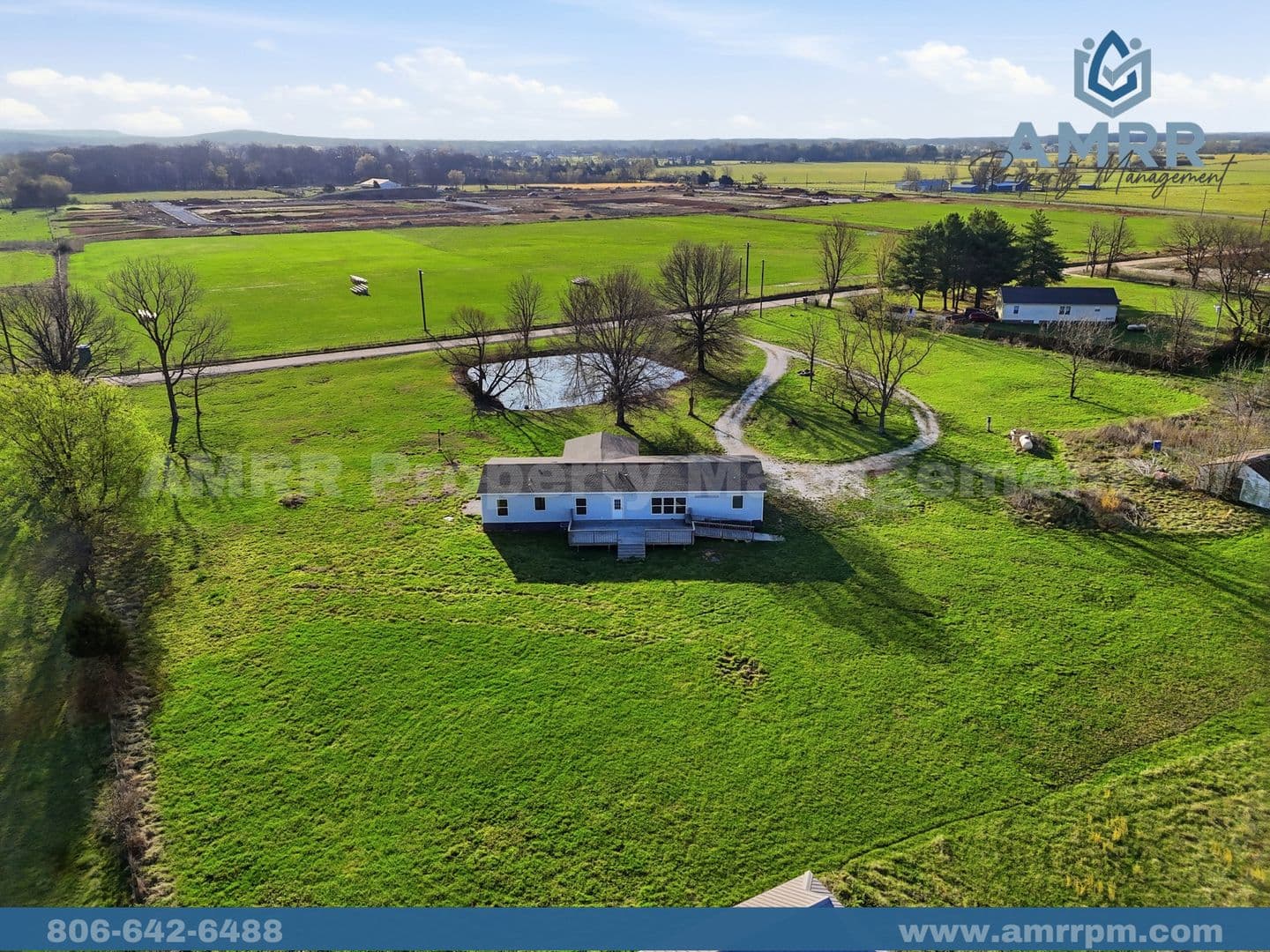 Pea Ridge Apartment: 15321 Guthrie Rd