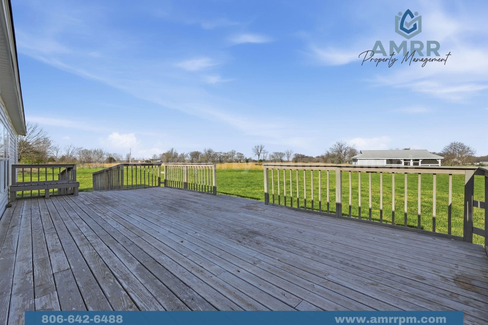 Pea Ridge Apartment: 15321 Guthrie Rd