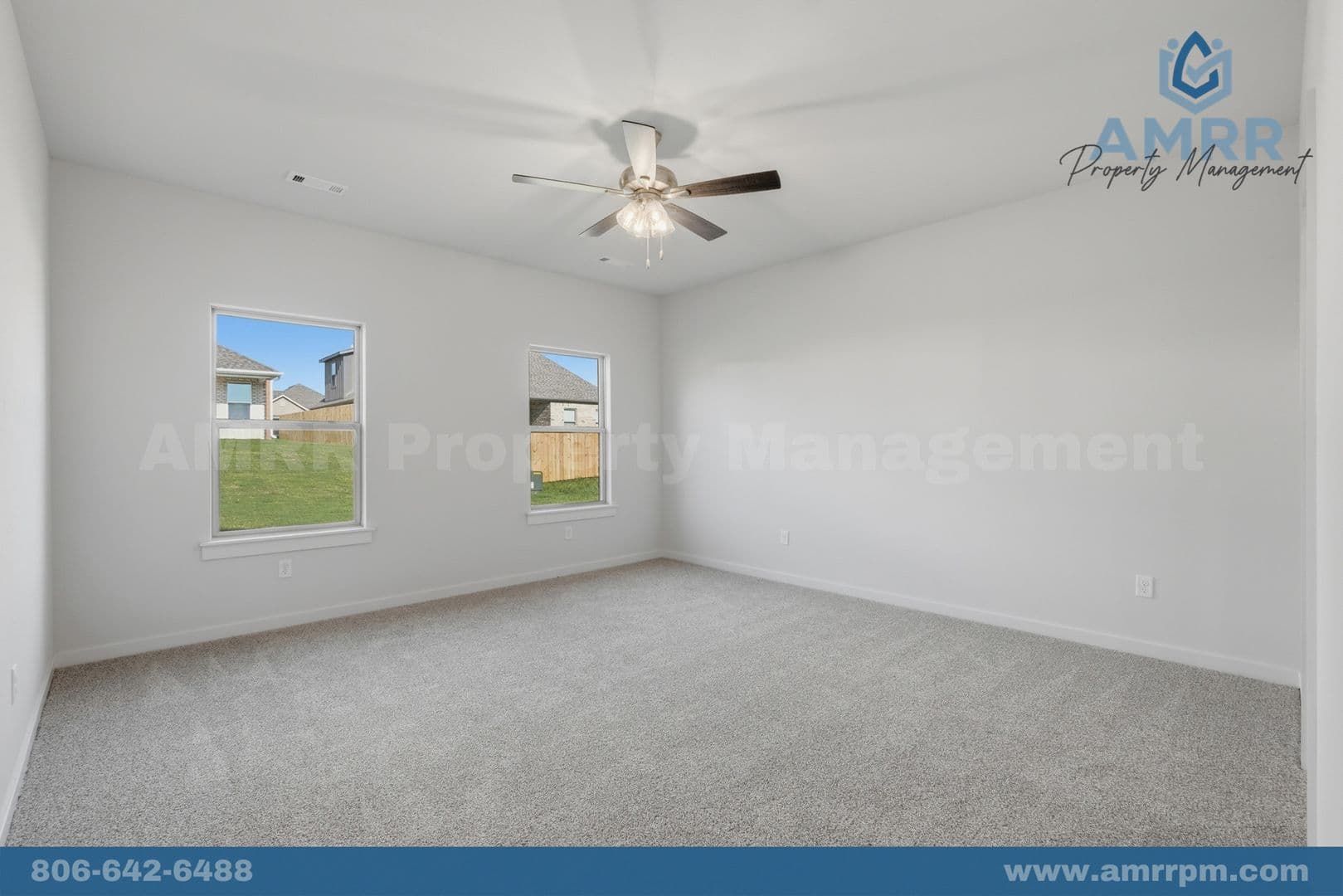 Siloam Springs House: 2307 N Lexington St