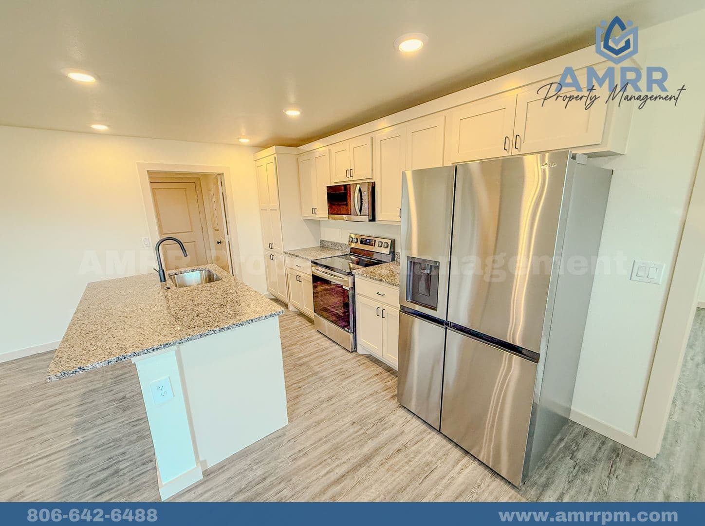 Lubbock House: 304 E 80th St