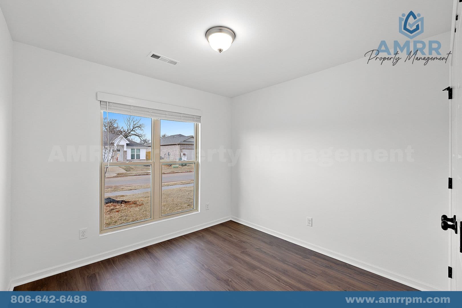 Gentry House: 117 SW Vanessa St