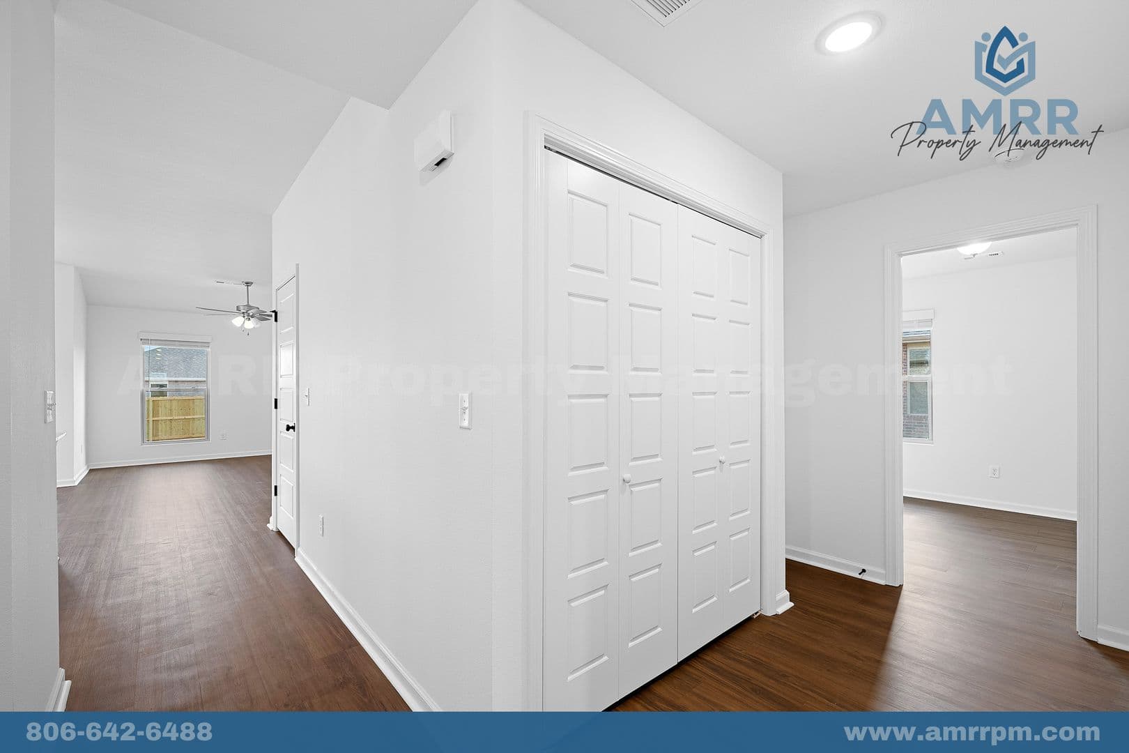 Gentry House: 117 SW Vanessa St