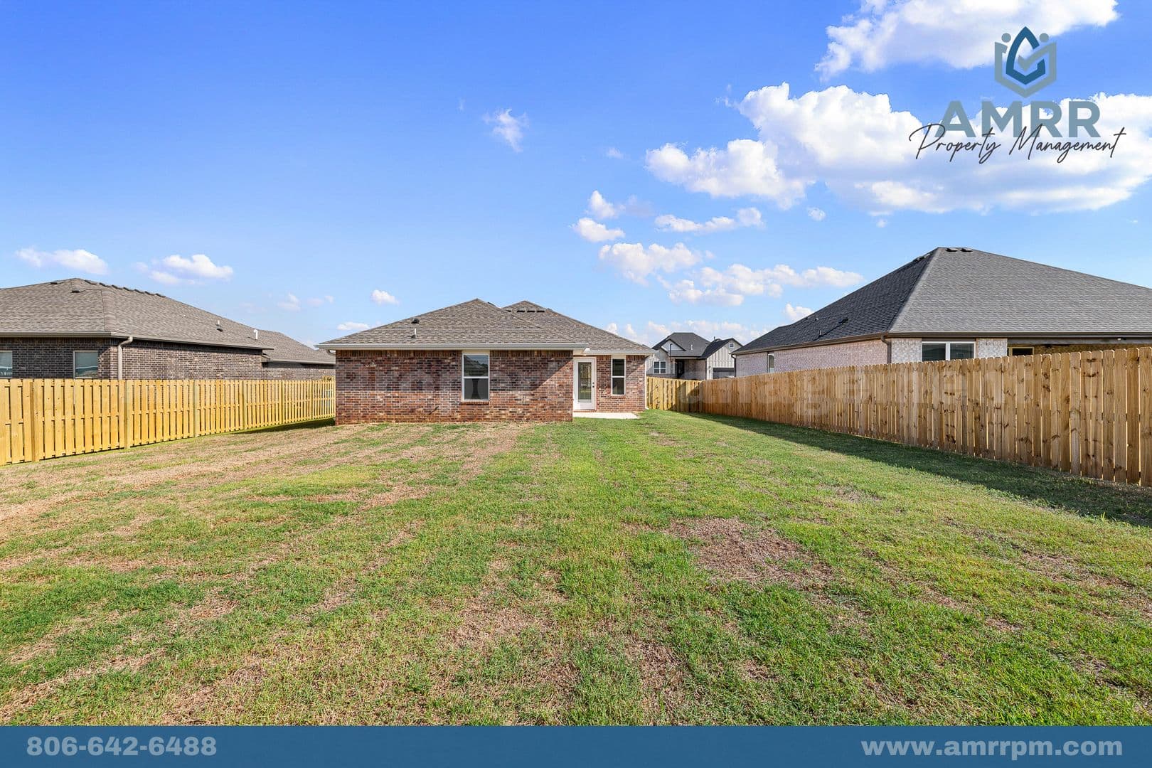 Pea Ridge House: 1807 Ferguson St