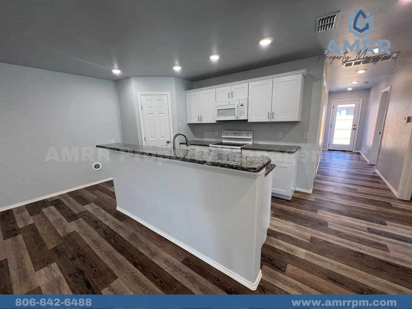 Lubbock Apartment: 5606 Jarvis Street