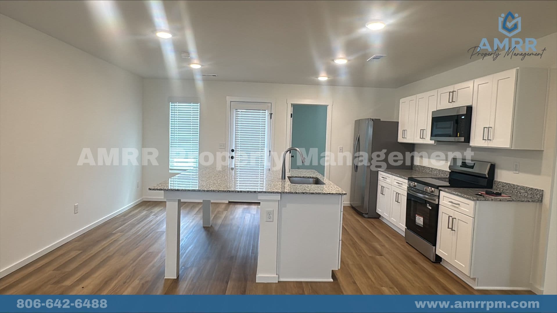 Pea Ridge House: 2028 Porter St
