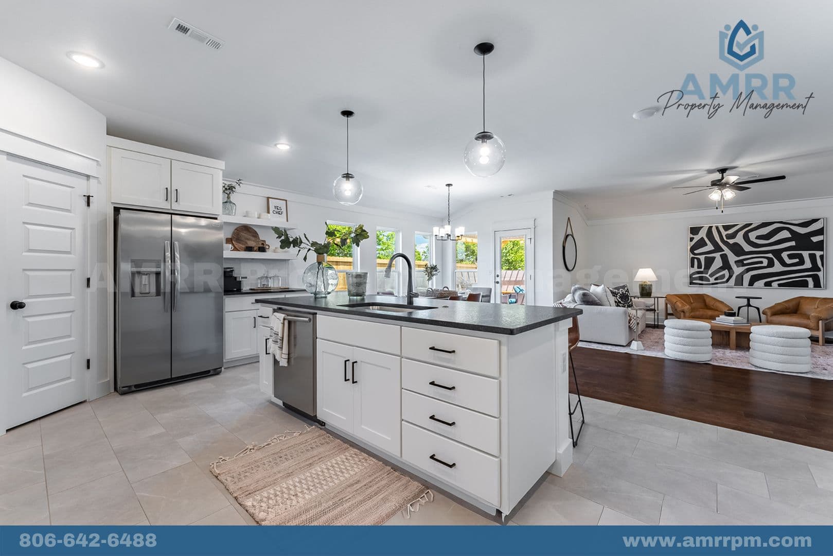 Bentonville House: 8720 Majestic Rd