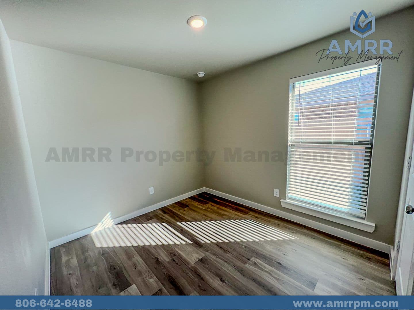 Wolfforth Apartment: 2005 Corpus Avenue