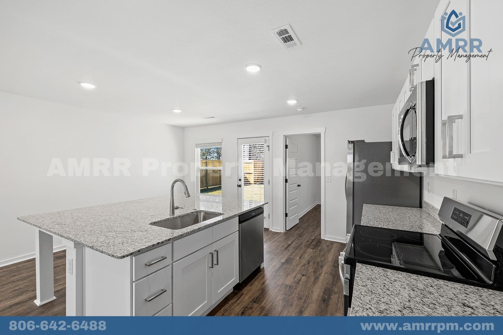 Decatur House: 312 Honeybee Ave