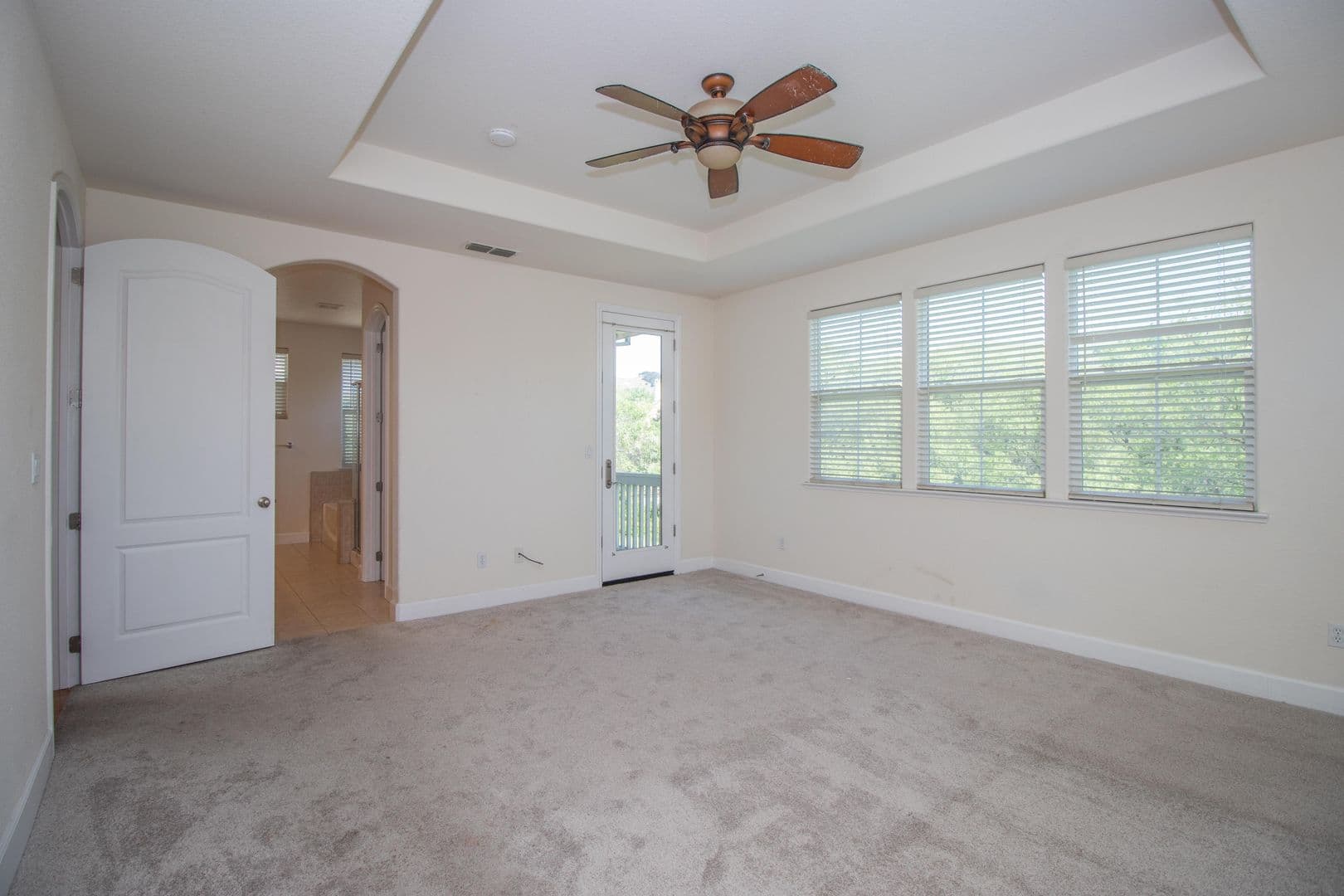 Vallejo House: 6239 Newhaven Ln