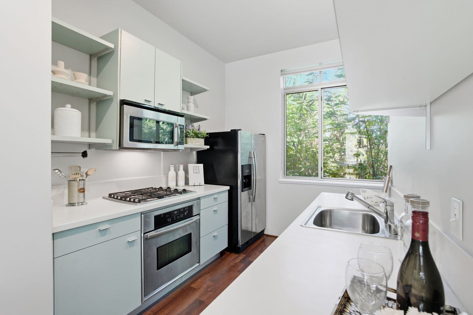 Oakland Condo: 1253 Pine St