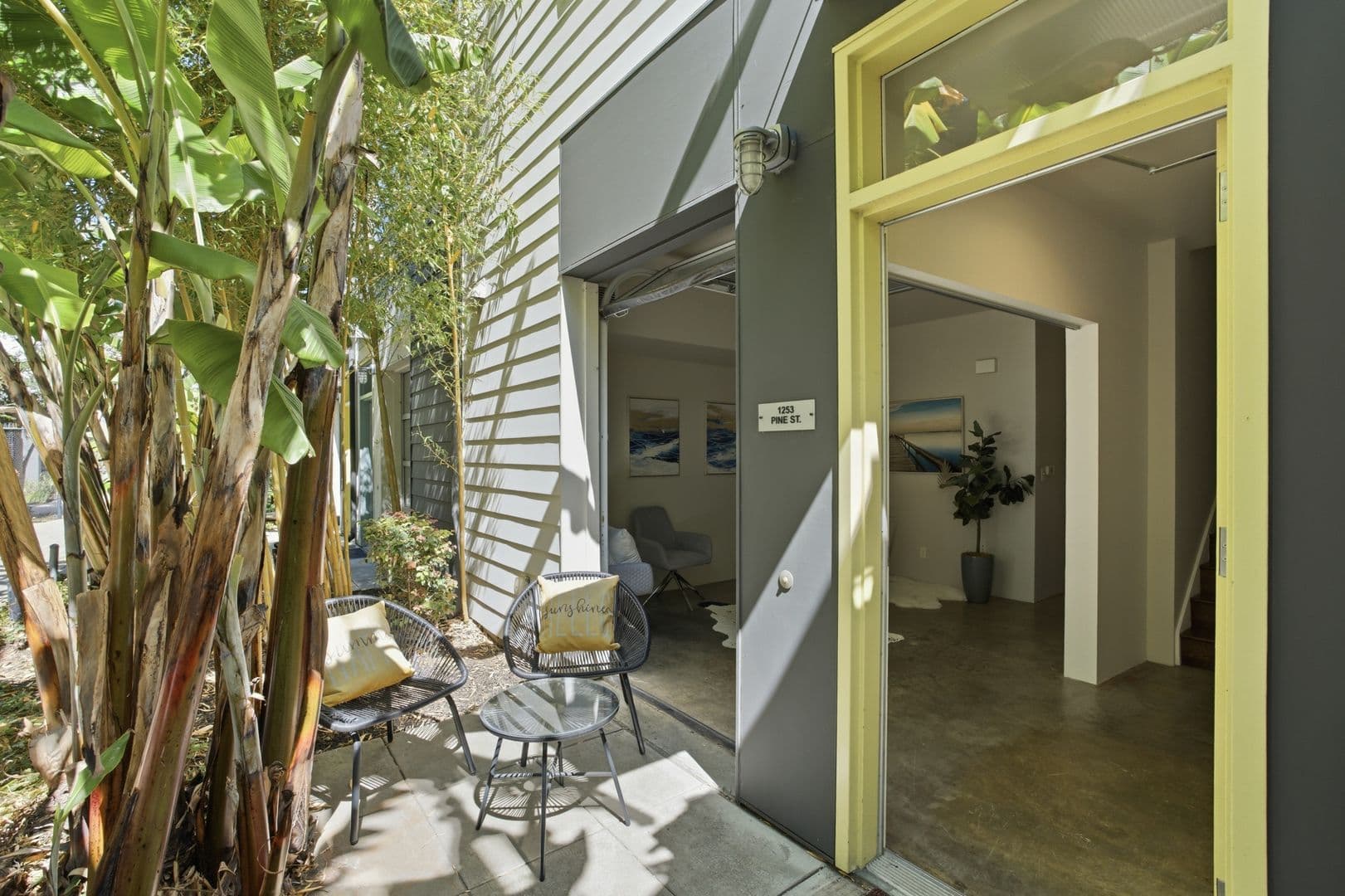Oakland Condo: 1253 Pine St
