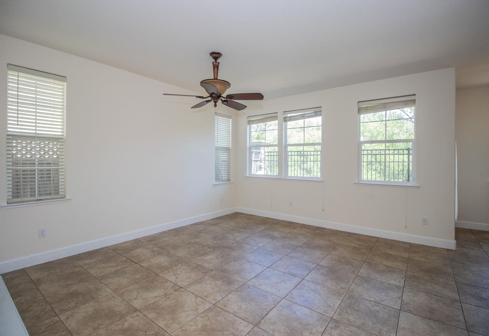 Vallejo House: 6239 Newhaven Ln