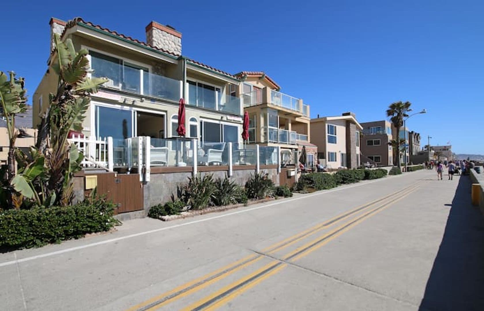 San Diego House: 3239 Ocean Front Walk