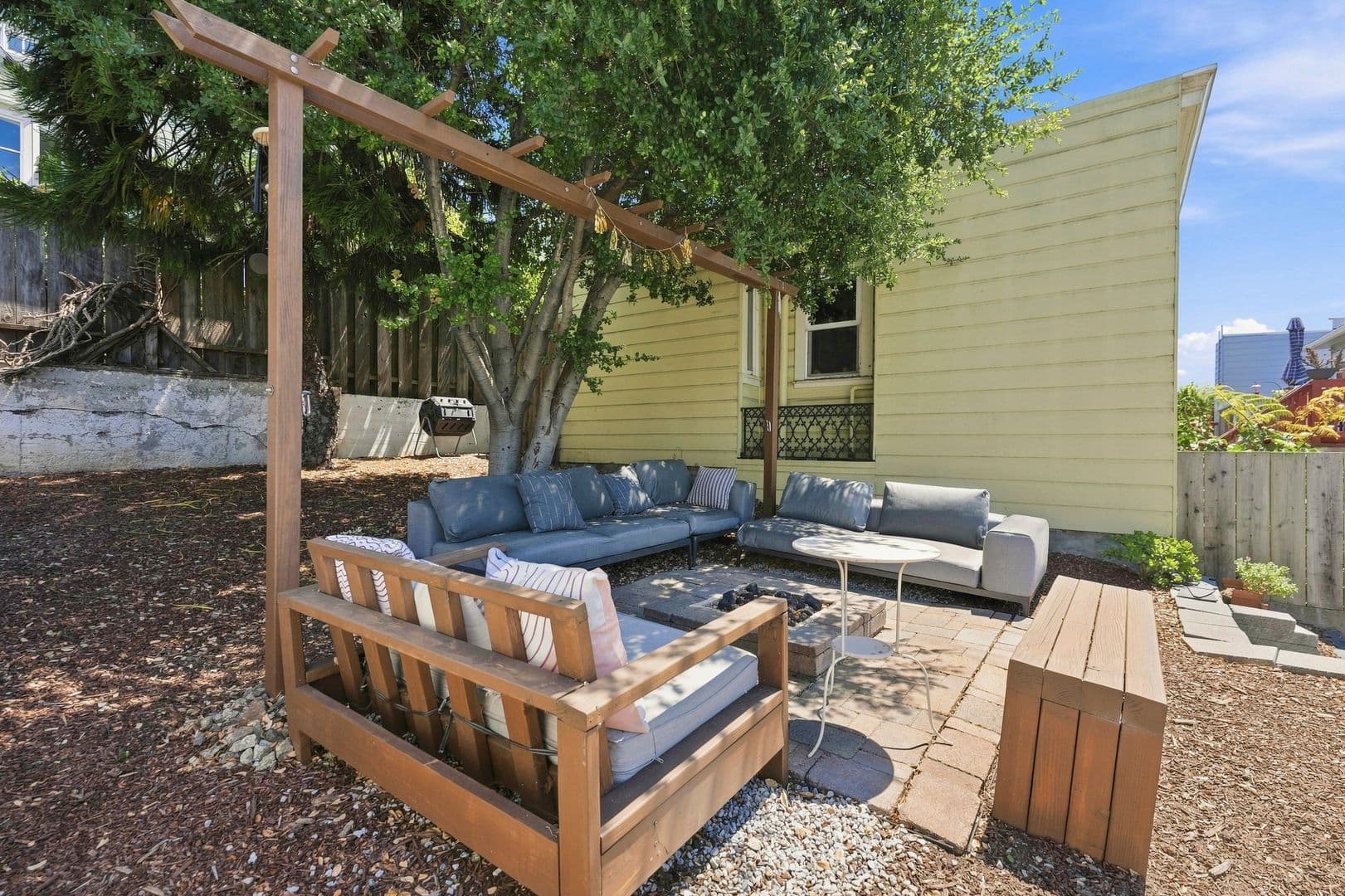 San Francisco House: 507 Potrero Ave