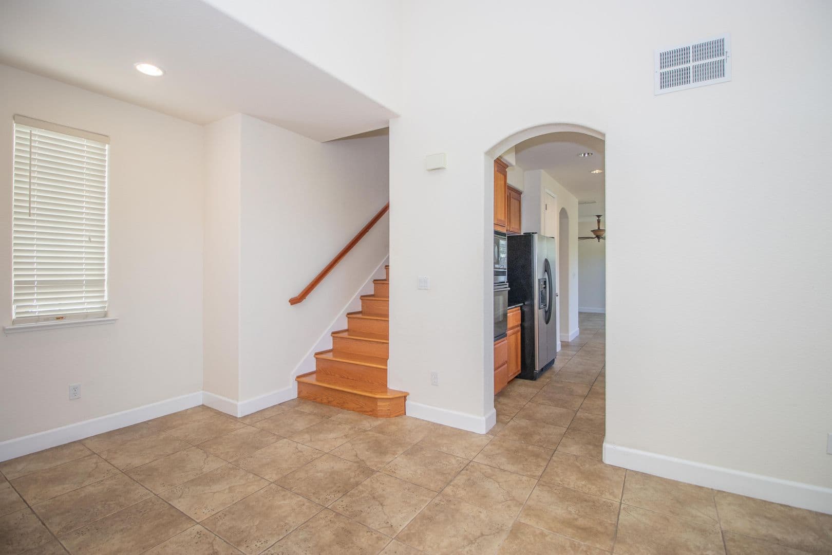 Vallejo House: 6239 Newhaven Ln