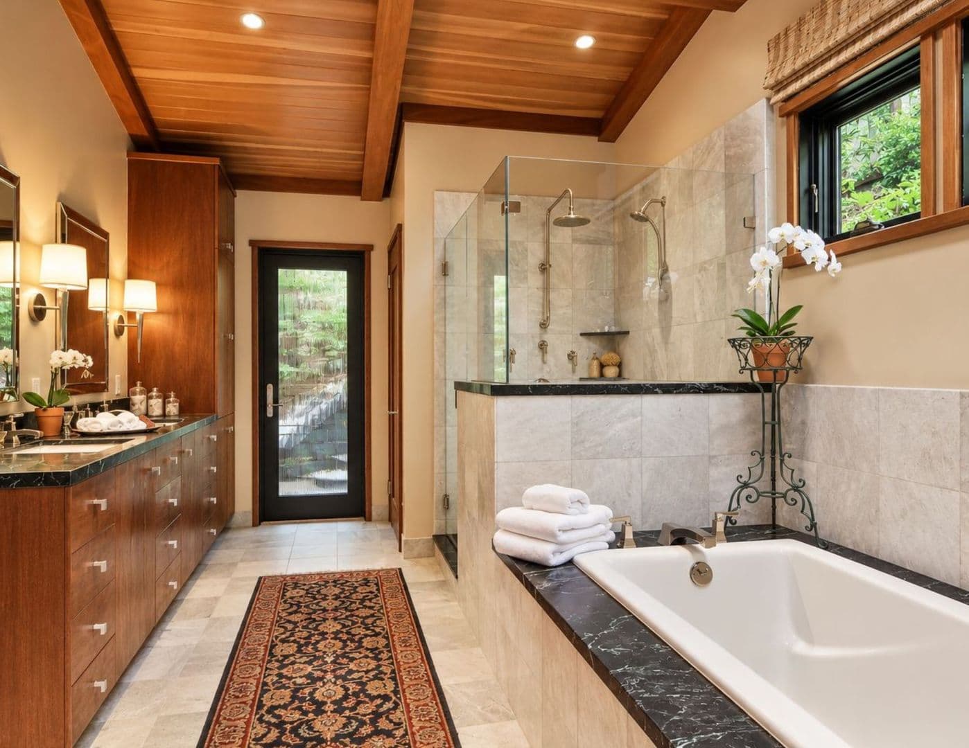 Larkspur House: 60 Frances Ave